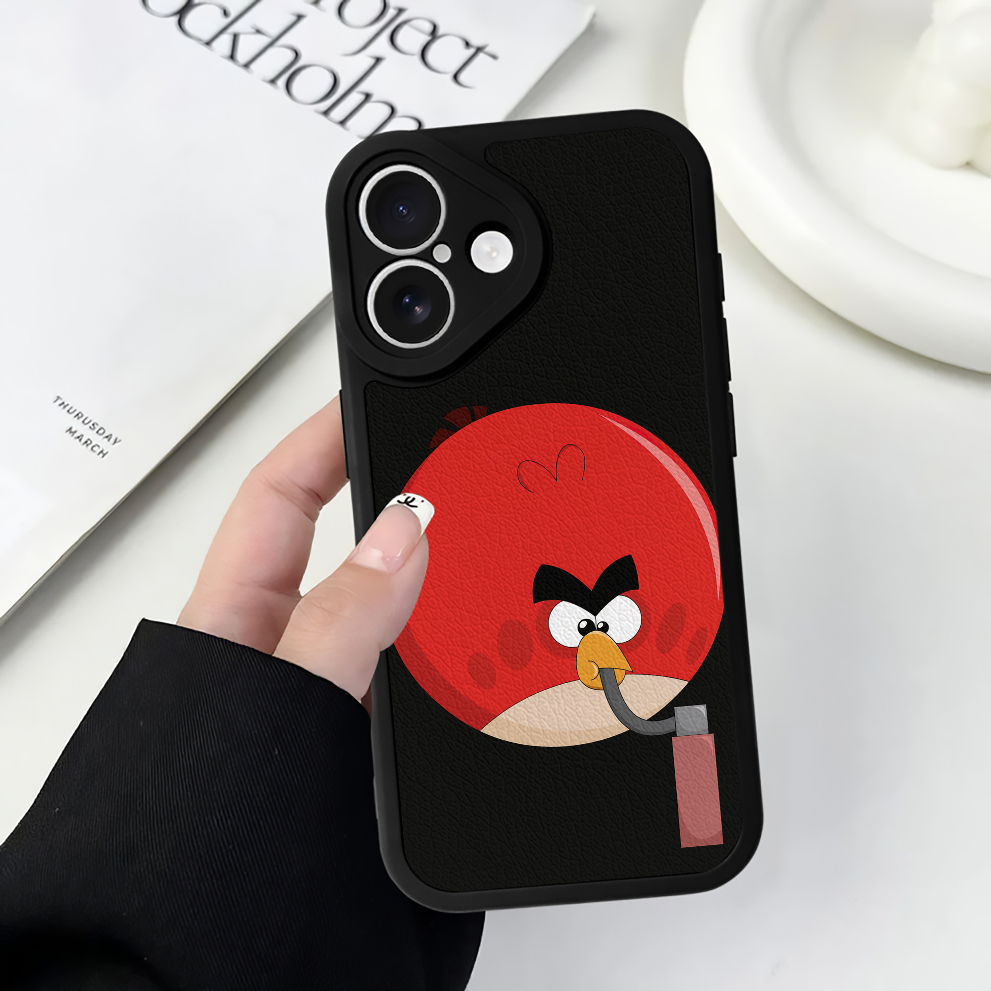 （画像用） Angry Birds アングリーバード 【iPhone 16シリーズ対応】シリコンスマホケース（レザー調） 材質：シリコン